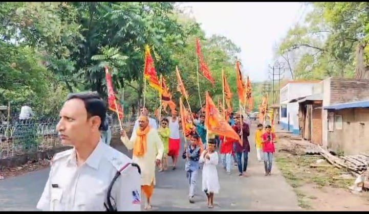 বিধান নগরে হনুমান জয়ন্তী উপলক্ষে আয়োজনের ধুম কলস যাত্রা ও প্রসাদ বিতরণে জনজোয়ার