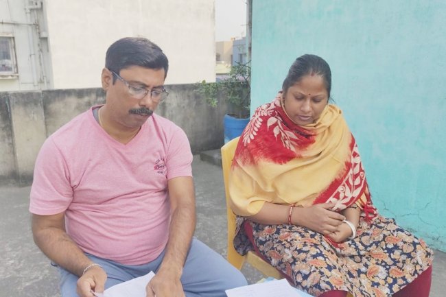 ভোটার তালিকার ভূতুড়ে ভুলে বিপদে দম্পতি