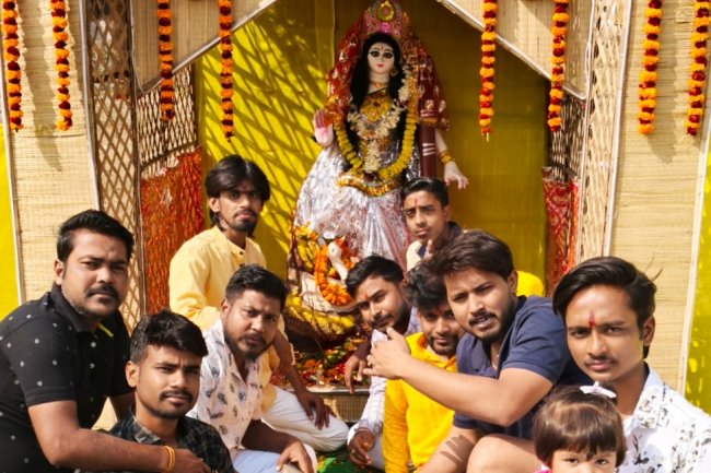 বেনাচিতি নতুন পল্লীর নবোদয় ক্লাবের সরস্বতী পুজো উপলক্ষে নানান অনুষ্ঠানের আয়োজন