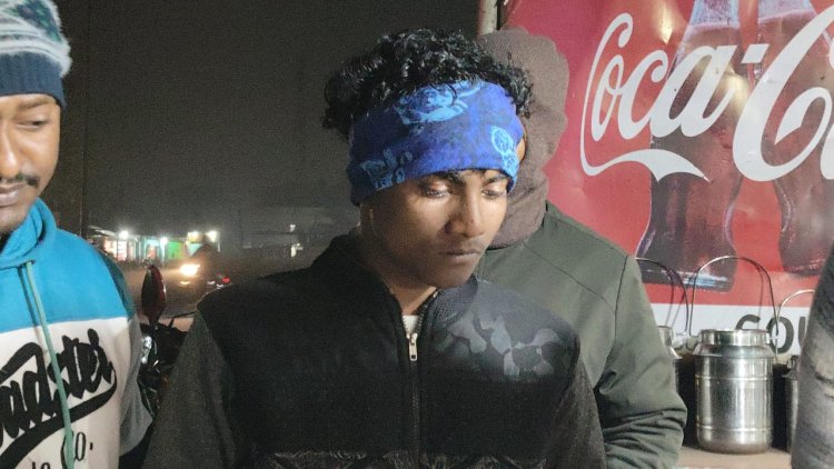পানাগড়ের দার্জিলিং মোড়ের কাছ থেকে বেআইনি বন্দুক ও কার্তুজ সহ গ্রেফতার এক যুবক