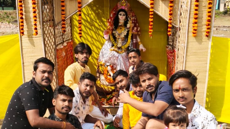 বেনাচিতি নতুন পল্লীর নবোদয় ক্লাবের সরস্বতী পুজো উপলক্ষে নানান অনুষ্ঠানের আয়োজন