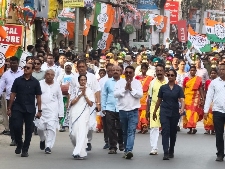 স্টীল মার্কেট থেকে ভিড়িঙ্গি—জনসমুদ্রে ভাসল দুর্গাপুর, মমতার পদযাত্রায় শক্তি দেখাল তৃণমূল